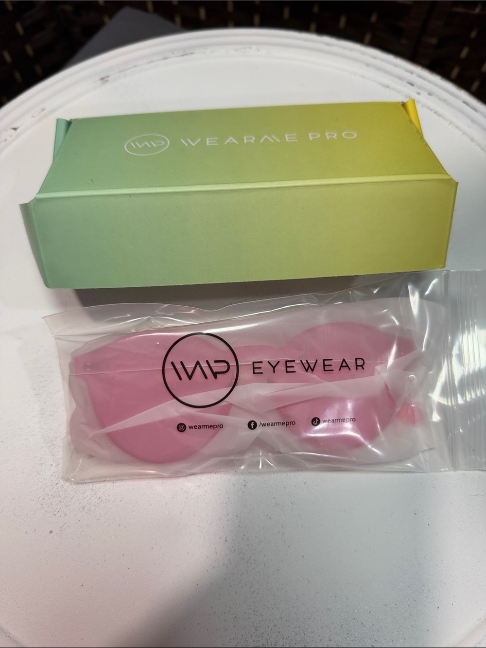 WearMe Pro WMP Pink Cat Eye Sunglasses Translucent New in Package